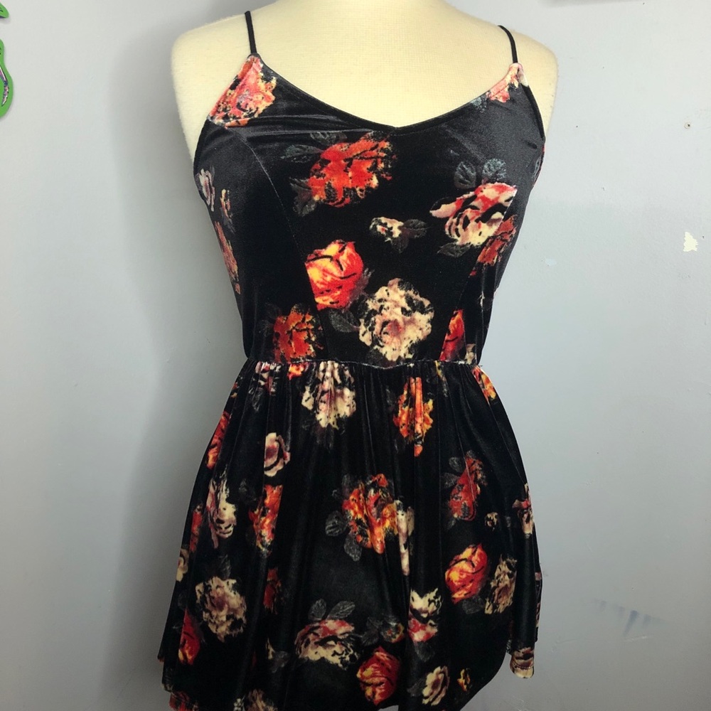 Black Orange Floral Xhilaration Velvet Romper Jumper Playsuit Size Small